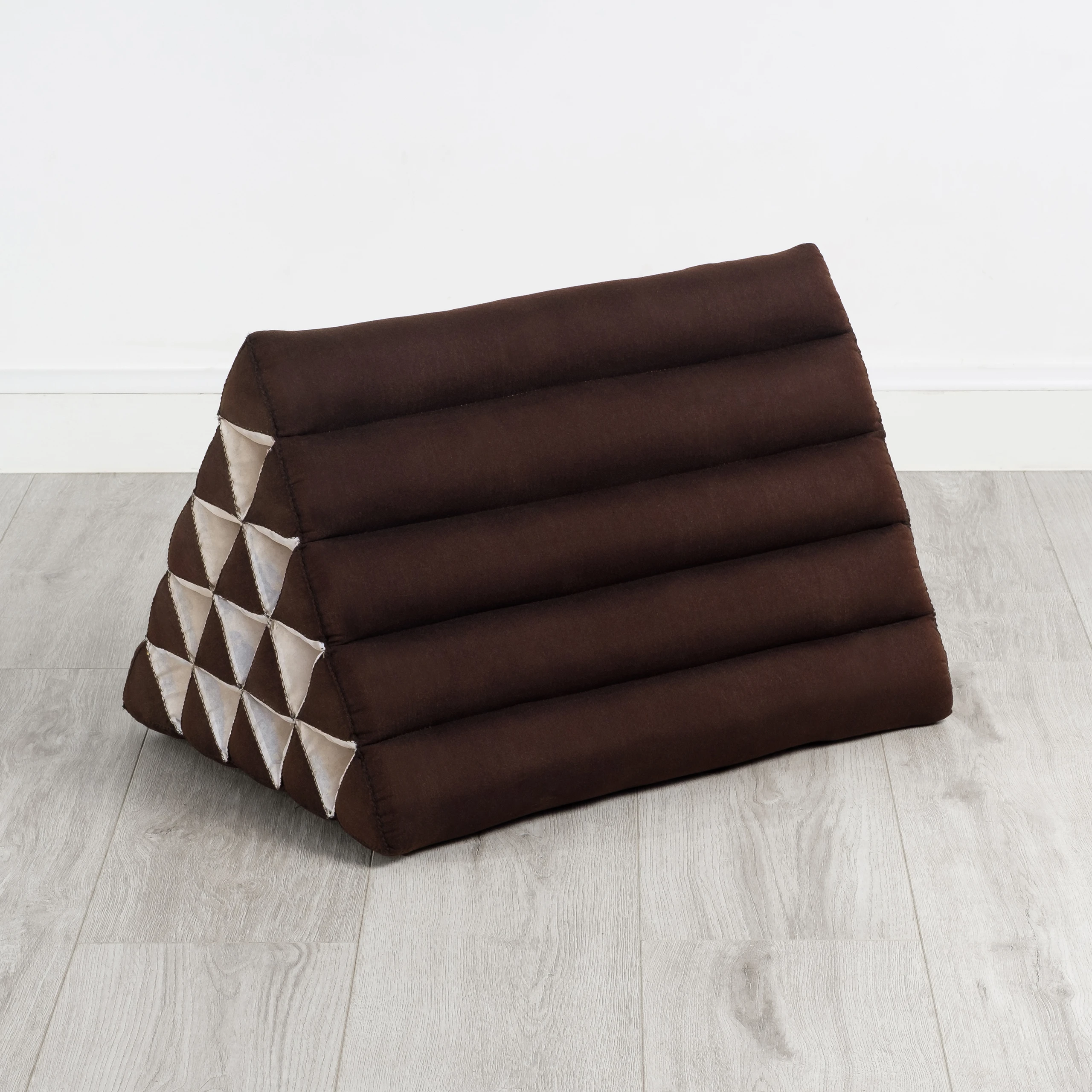 Cuscino triangolare alto in kapok, Basic