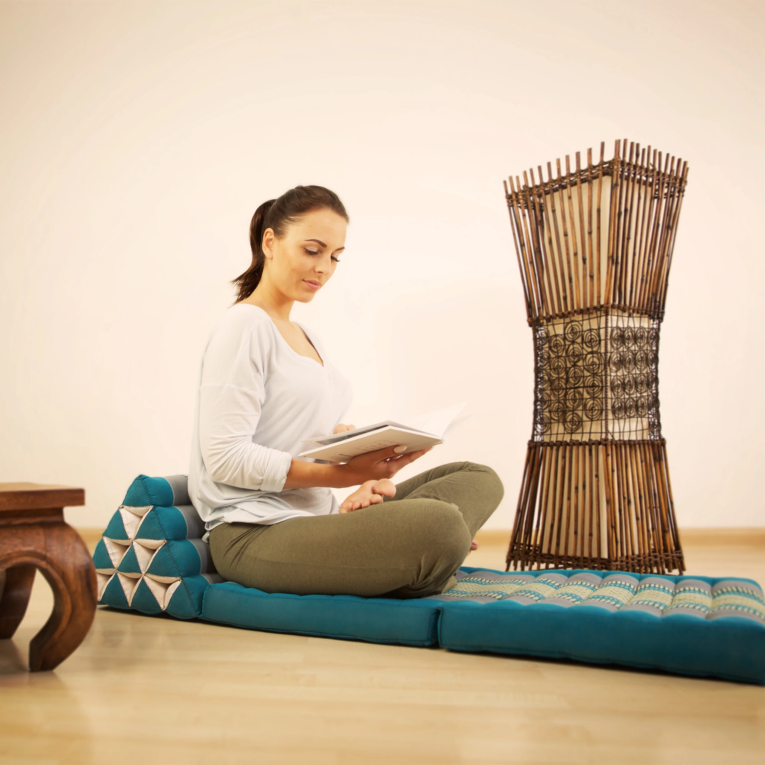 Cuscino thai in kapok con 2 elementi pieghevoli