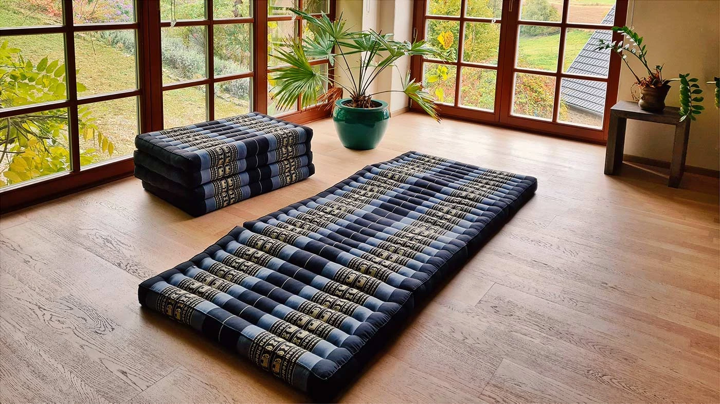 Minimalismo e cuscini thailandesi: la combinazione perfetta per la tua casa